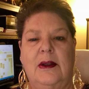 Meet your Posher, Lynette